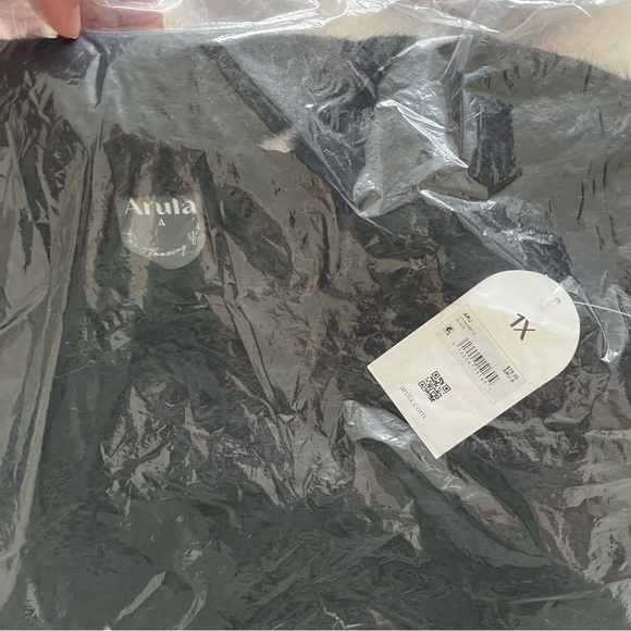 NEW Arula Black Shrug Cardigan Sweater Plus Size A / 1X NWT - Picture 4 of 6